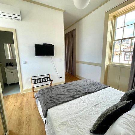 Carreira Apartments Harbour View Free Parking In Heart Funchal מראה חיצוני תמונה